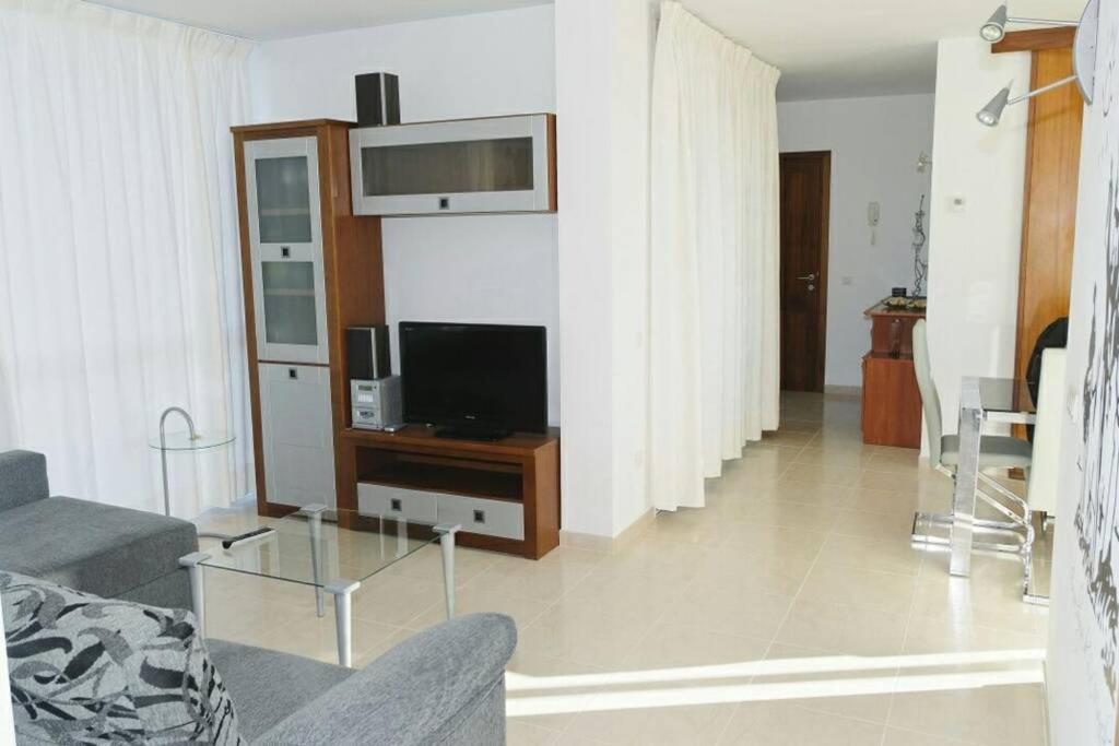 Apto. Cerca Playa- Wifi&a.c. Appartement Port de Pollença